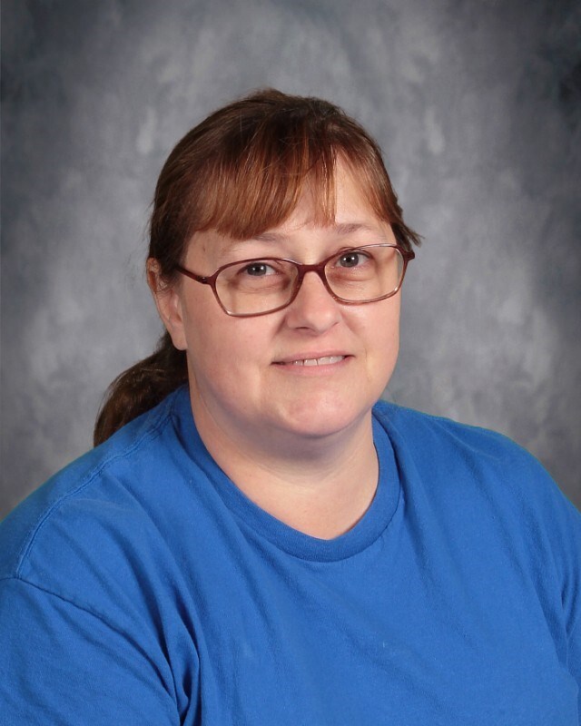 Melinda Smith | Cafeteria Manager